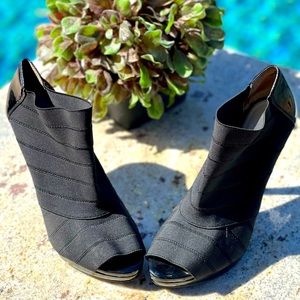Nine West Black Open Toe Heel Booties